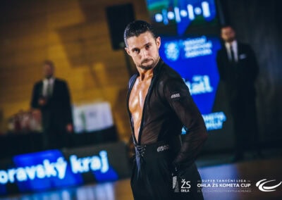i HtNRWq4 X4 | Jan Metlický & Ela Odstrčilová: Czech hopes in world showdance
